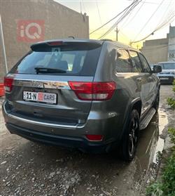 جیپ گراند شیرۆکی